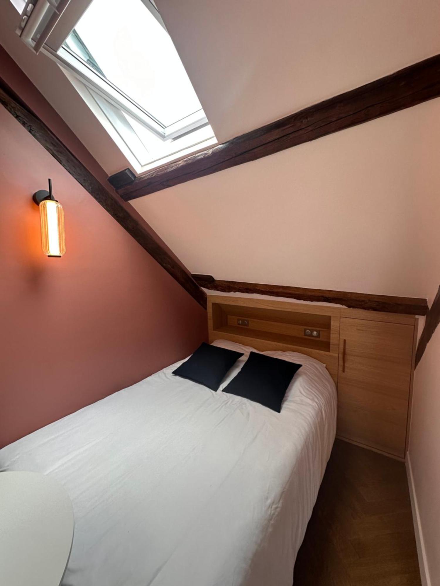 Nid D'Amour Sous Les Toits ! Honfleur Exterior foto